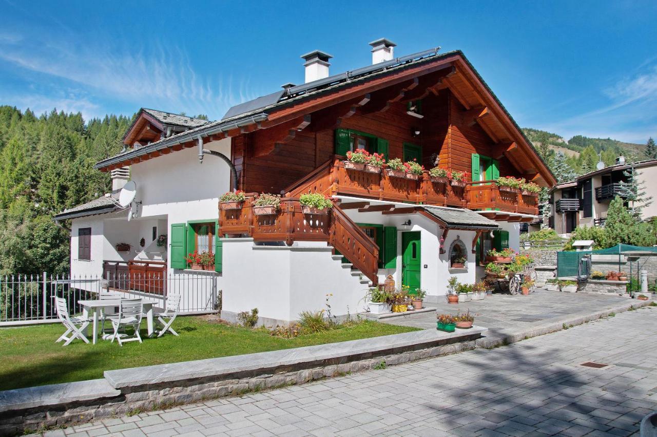 Ginepro Casa Vacanze Madesimo Exterior photo
